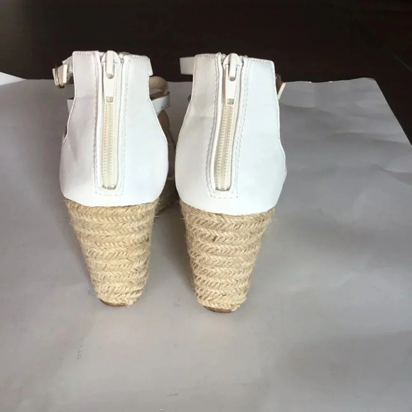 Refresh women's sandals White Wedges Sz 7 - Picture 13 of 13